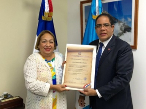 Embajada Dominicana en Guatemala reconoce al CNZFE de República Dominicana