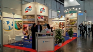 Consejo De Zonas Francas Participa En Exposición Medica 2014